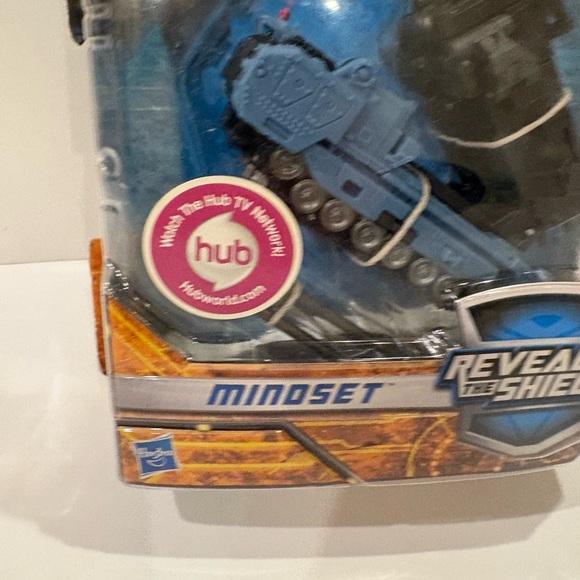 Brand New 2010 Transformers Reveal the Shield Mindset Figure - Picture 3 of 16